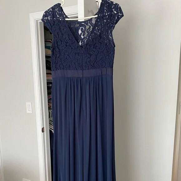 Adrianna Papell Lace Chiffon Dress - Picture 3 of 6